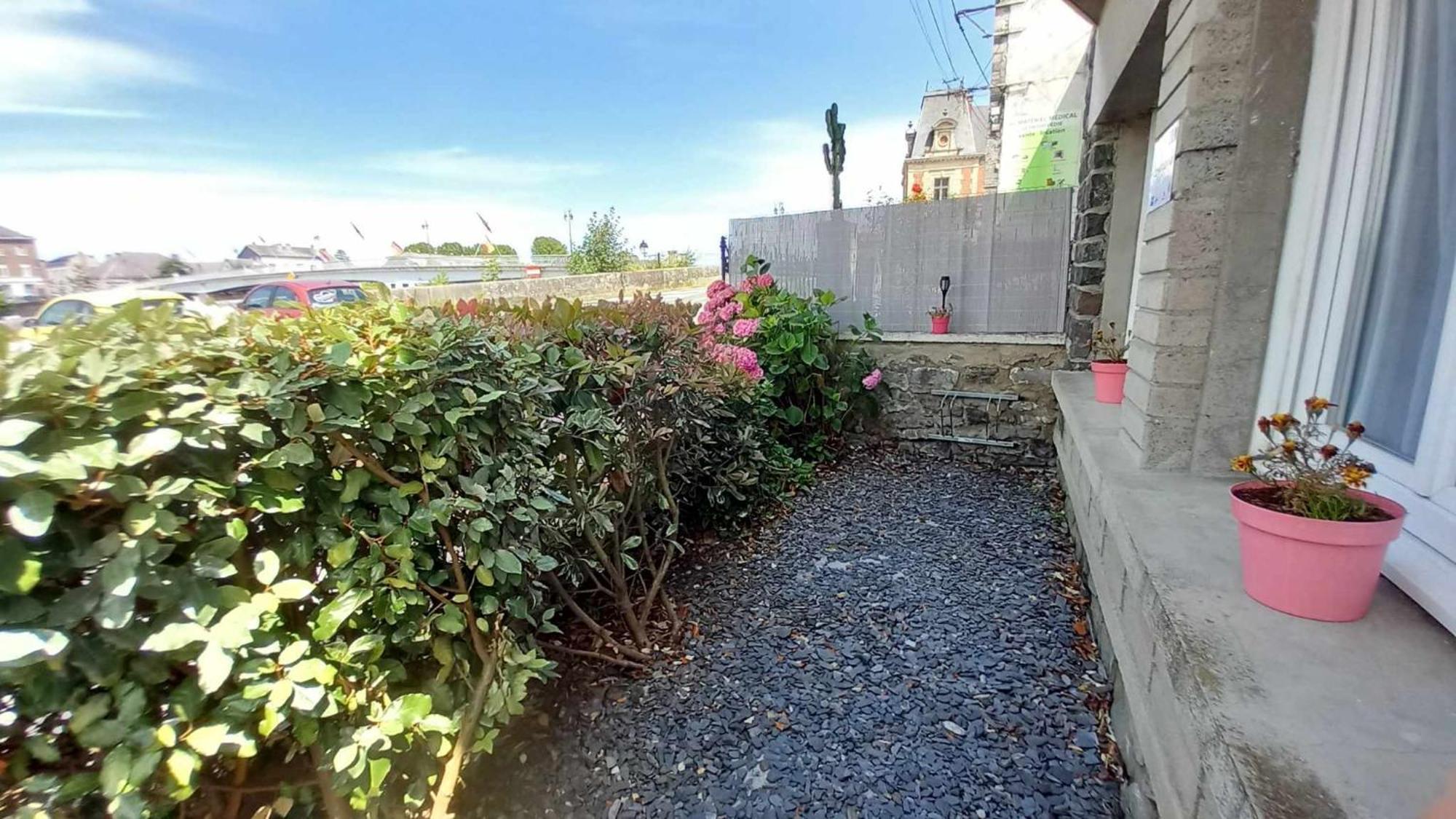Apartmán Le Bellevue Givet Exteriér fotografie